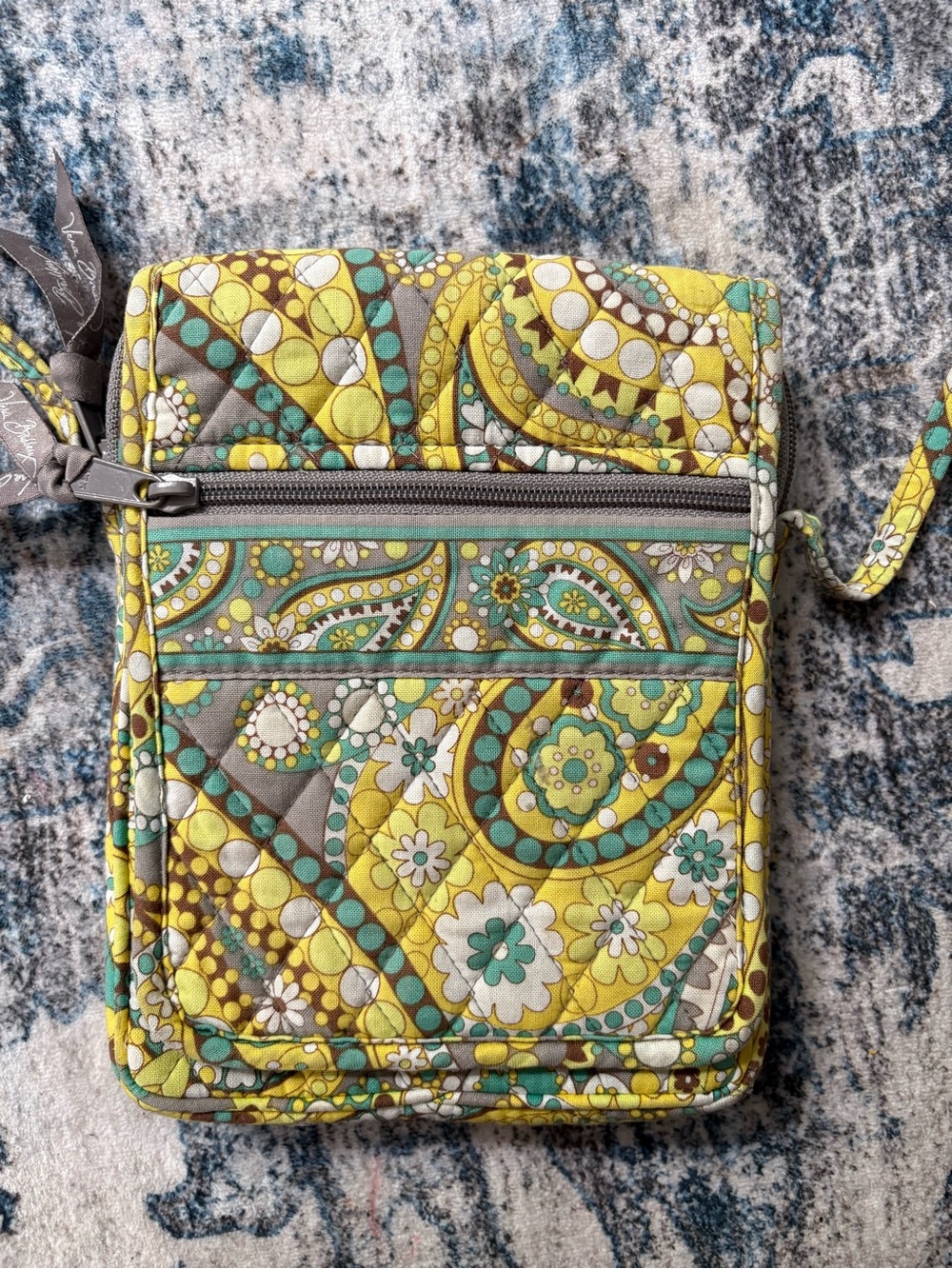Vintage Vera Bradley Lemon Parfait Quilted Crossbody Phone Bag Wallet